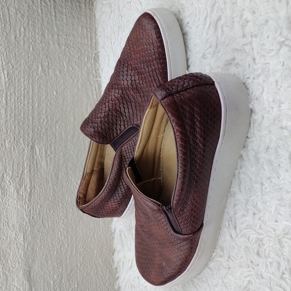 Vionic Midi Burgundy Snakeskin Leather Round Toe Platform Slip On Loafer Shoe - Picture 16 of 16
